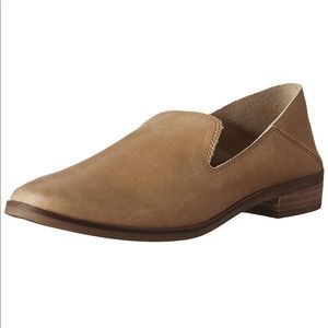 LUCKY BRAND 🍀 CAHILL LOAFER FLAT (WOMENS)